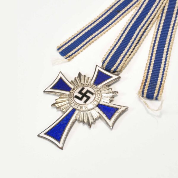 Mother’s Cross - Silver German WWII Der Deutschen Mutter