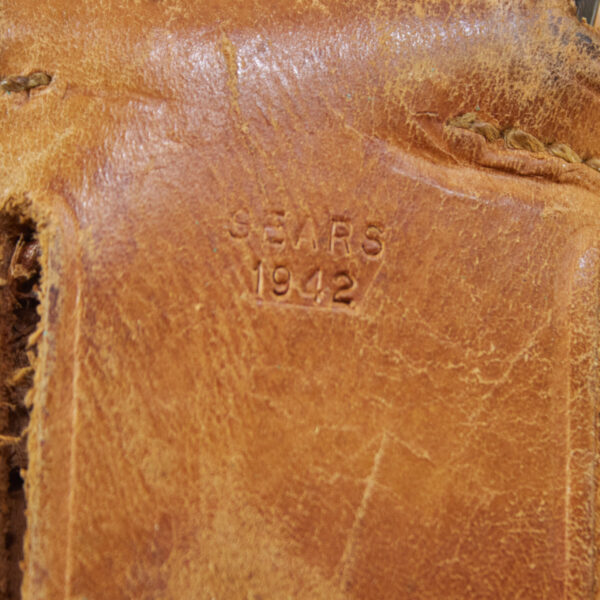 WW2 M1911A1 Light Brown Leather Flap Holster - SEARS 1942 Marked - Image 2