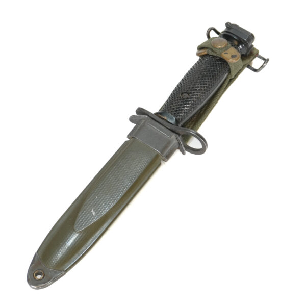 Imperial US M7 Bayonet with M8A1 Scabbard – Vietnam Era