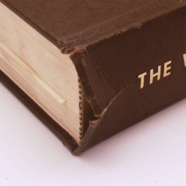 SIGNED BY AUTHOR The Winchester Book (Limited Edition, 1 of 1000) - Image 4