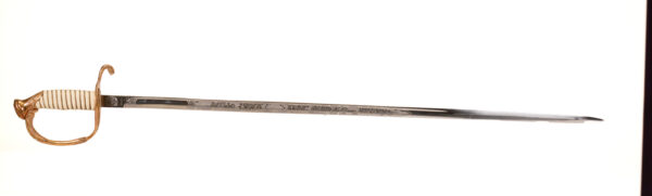 Original United States Navy Officers sword by Hilborn-Hamburger with travel case, box, and belt - Image 5