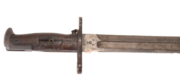 Original Pre-WWI US M1905 rifle bayonet S.A. Marked 1906 production with M3 bayonet scabbard - Image 7