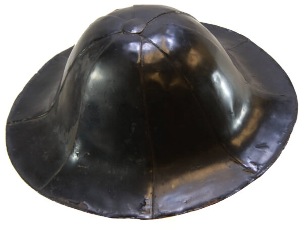 Authentic Japanese Iron Jingasa Helmet – Maruni Mokko Kamon Crest - Image 4