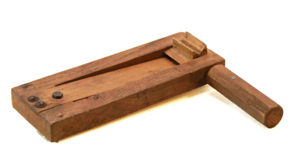Original WWI Gas Alarm Rattle – Authentic Trench Artifact - Image 2