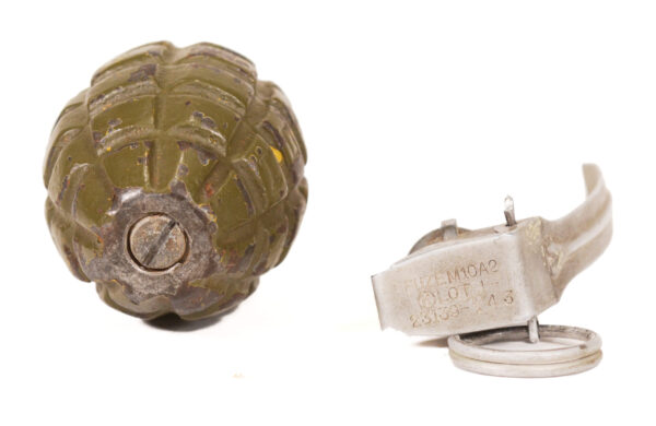 WWII MKII Type 2 fragmentation grenade *INERT* - Image 6