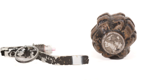 Authentic F1 Hand grenade with UZRGm fuze INERT - Image 3