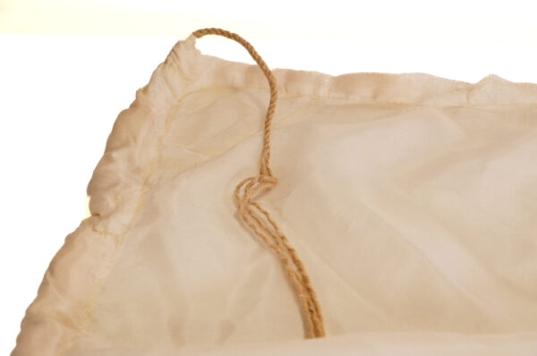 Authentic WWII Japanese silk flag - Image 4