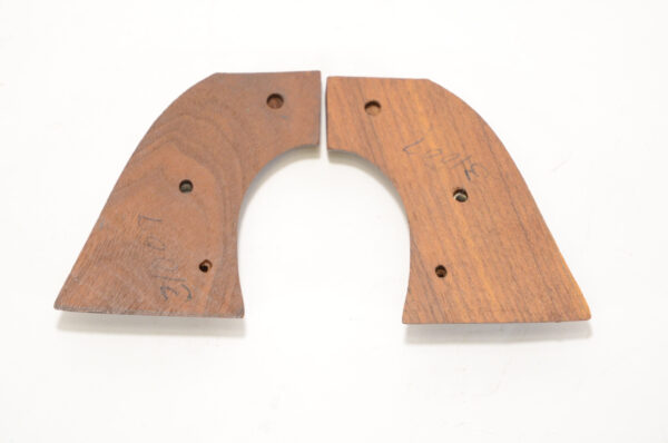 Factory Colt Single Action Army Walnut Grips – Original Colt Stocks - Image 4