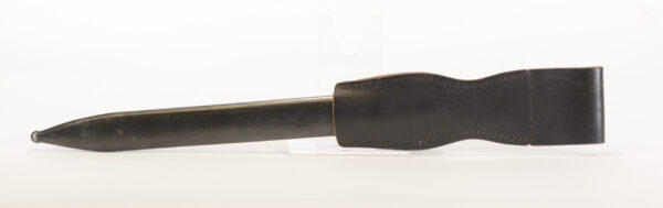 Original Argentine Model 1909 Artillery Bolo with Scabbard - Rare Intact Crest - Argentinian manufacture - Image 14