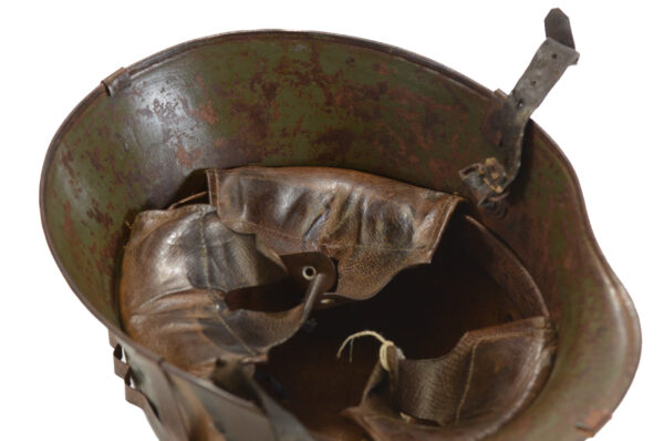 Original Interwar German M16 Helmet, Very Rare – Early Paint, 3-Pad Liner, and Foliage Basket - Image 9