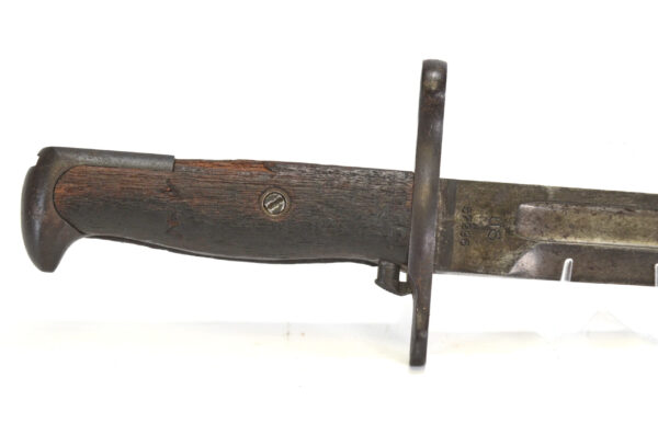 Original Pre-WWI US M1905 rifle bayonet S.A. Marked 1906 production with M3 bayonet scabbard - Image 3