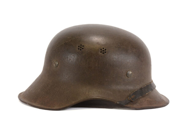 Bulgarian Royal Army Air Defence And Chemical Protection Model 1938 "Luftschutz" Steel Helmet - Image 6