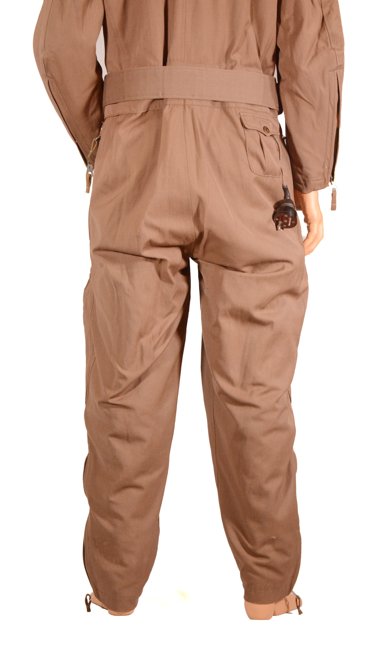 Extremely Rare Unissued WWII Japanese Winter Pilots Suit set - A-spec, Electrically Heated, post 42 Revisions - Image 15