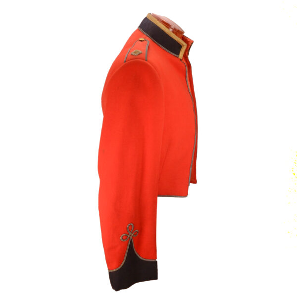 Original 1800s British Army 2nd Lieutenant’s Red Tunic - Image 2