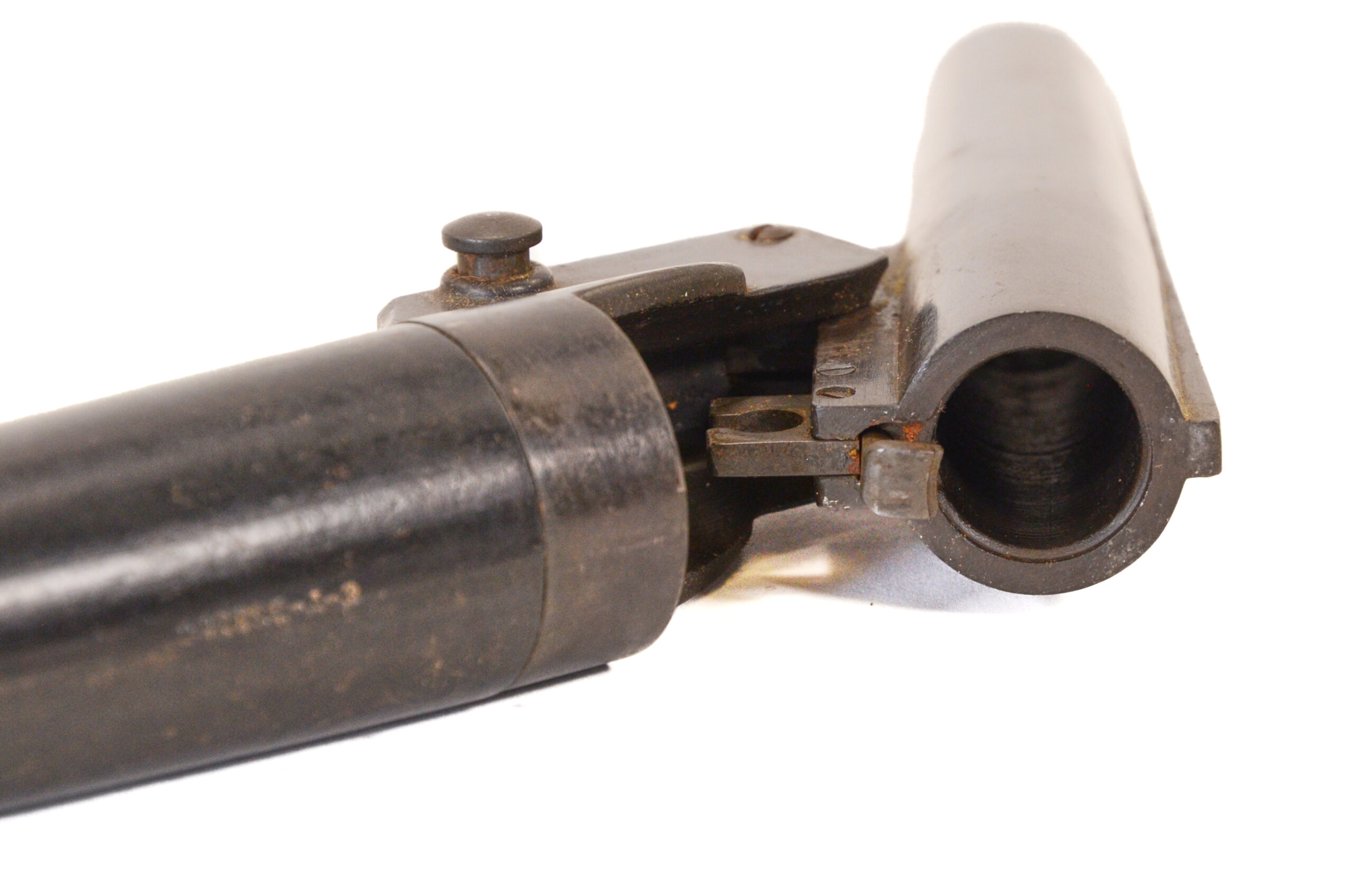 Original WWII signal pistol Mark 5 manufactured by R.F. Sedgley inc. 1942 with Belt, holster, and Flares - Image 8