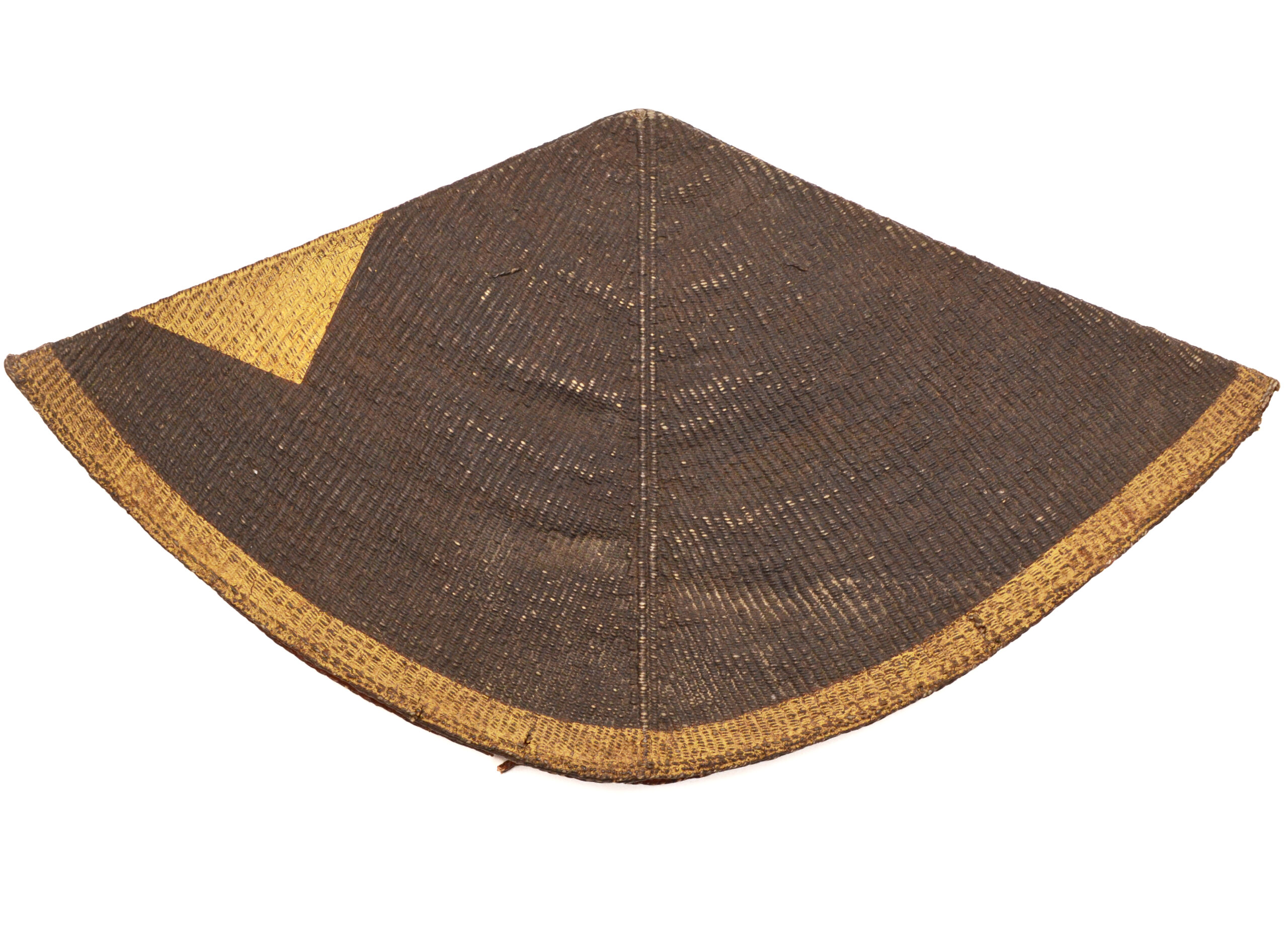 Authentic Edo Period Japanese jingasa With Family Crest. - Image 2