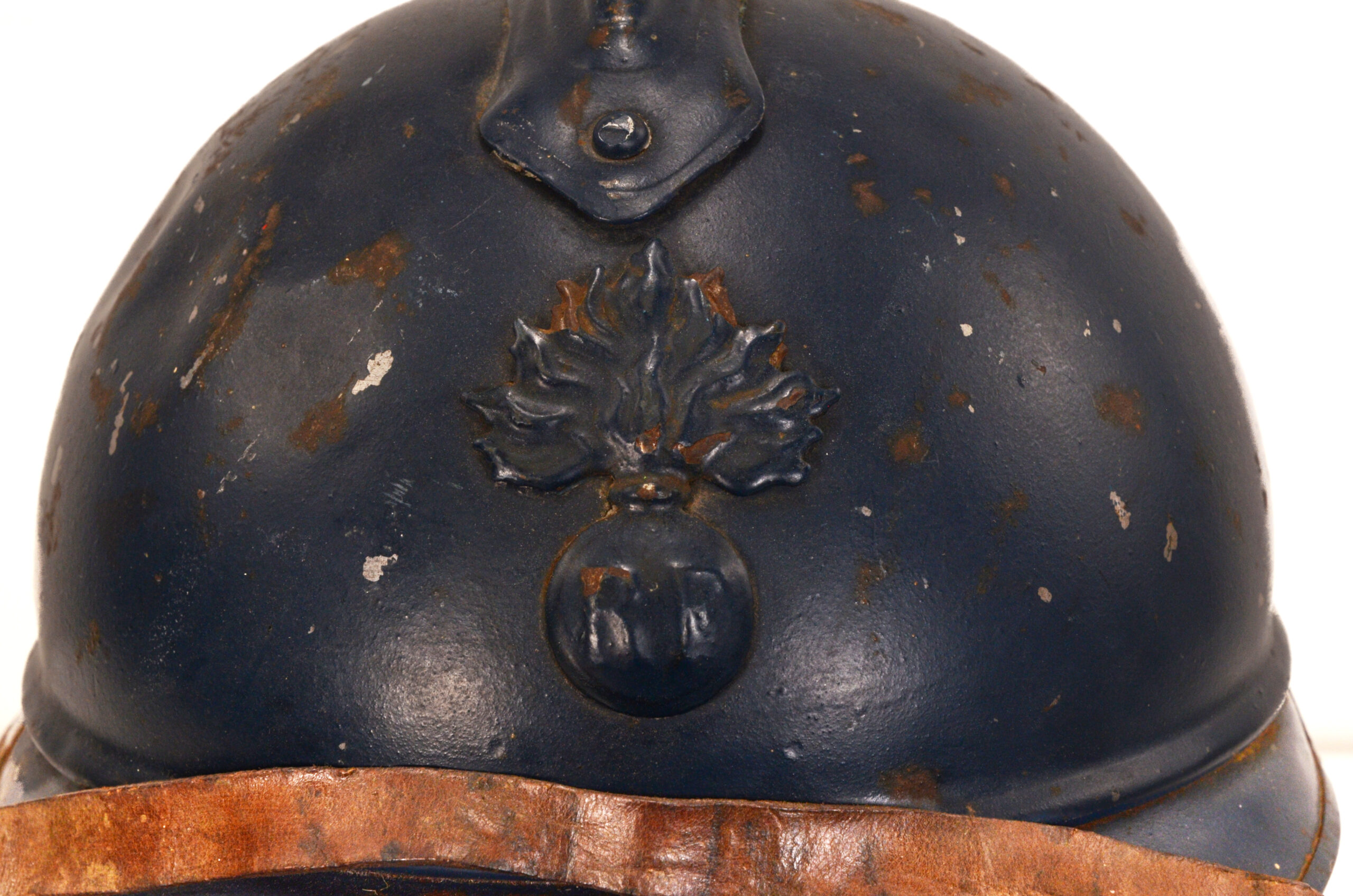 Rare WWI French Model 1915 “Adrian” Helmet – Late Midnight Blue Infantry Variant with RF Flaming Bomb Badge - Image 6