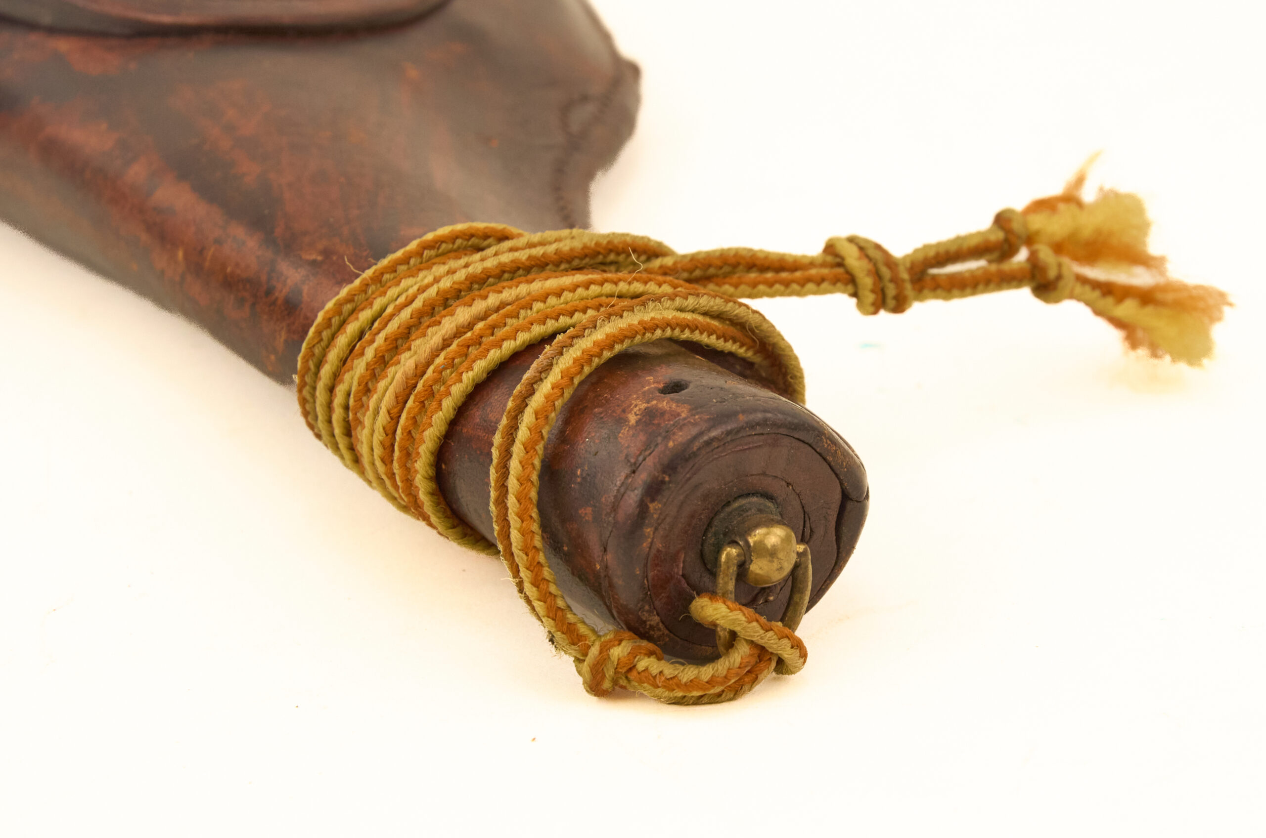 US WWI leather Revolver Holster --Textan 1942 Marked - Image 2