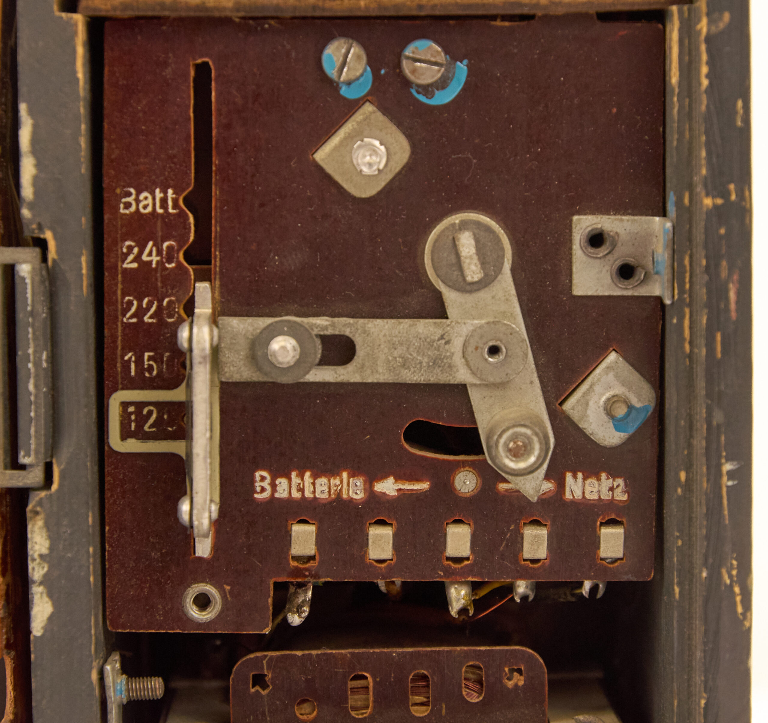 Original 1940's German Nora K42N Broadcast Receiver - Truppenbetreuungsempfänger - Image 12