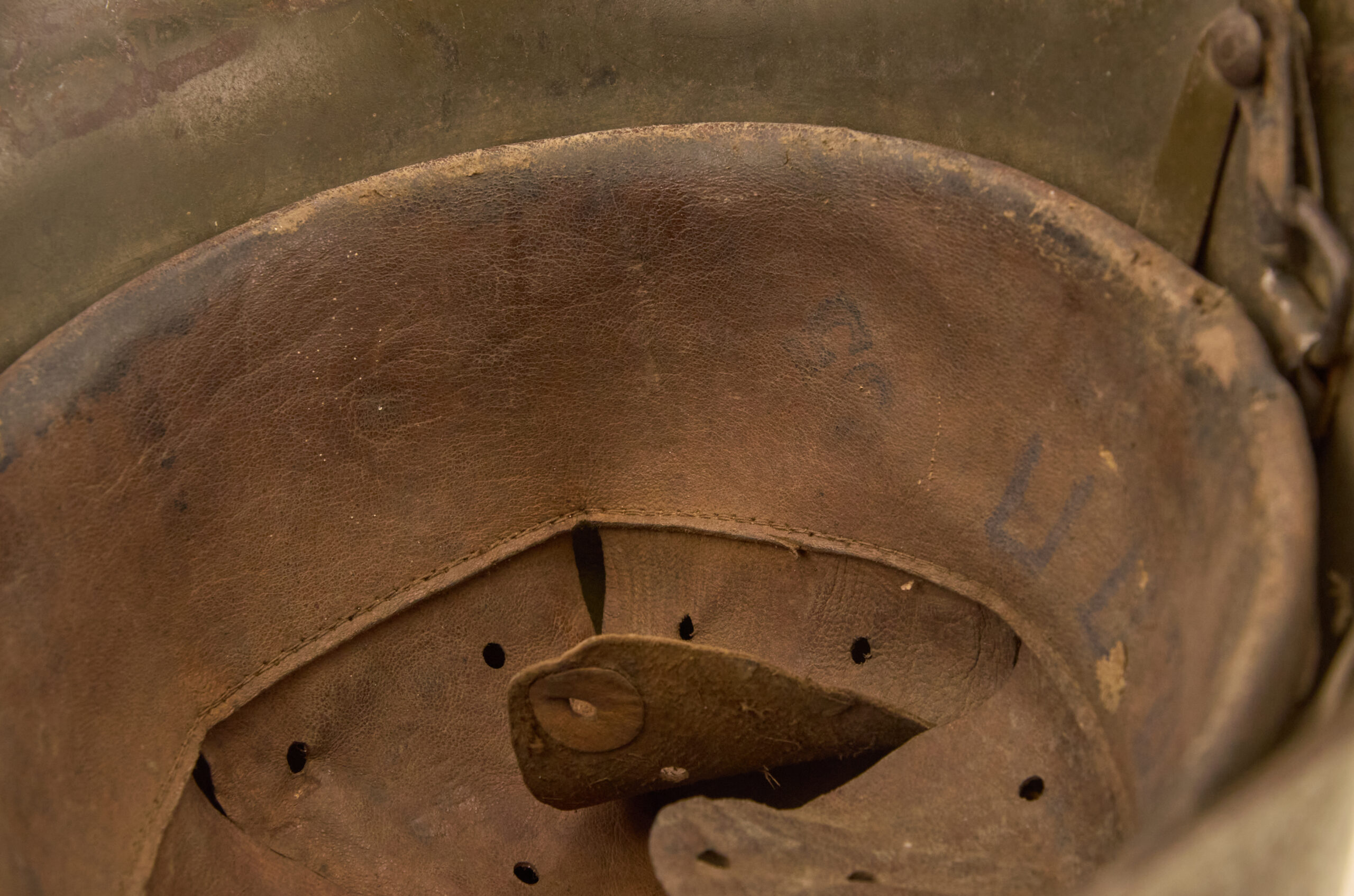 Original WWII Bulgarian M36C Steel Helmet – Original Finish and Liner - Image 11