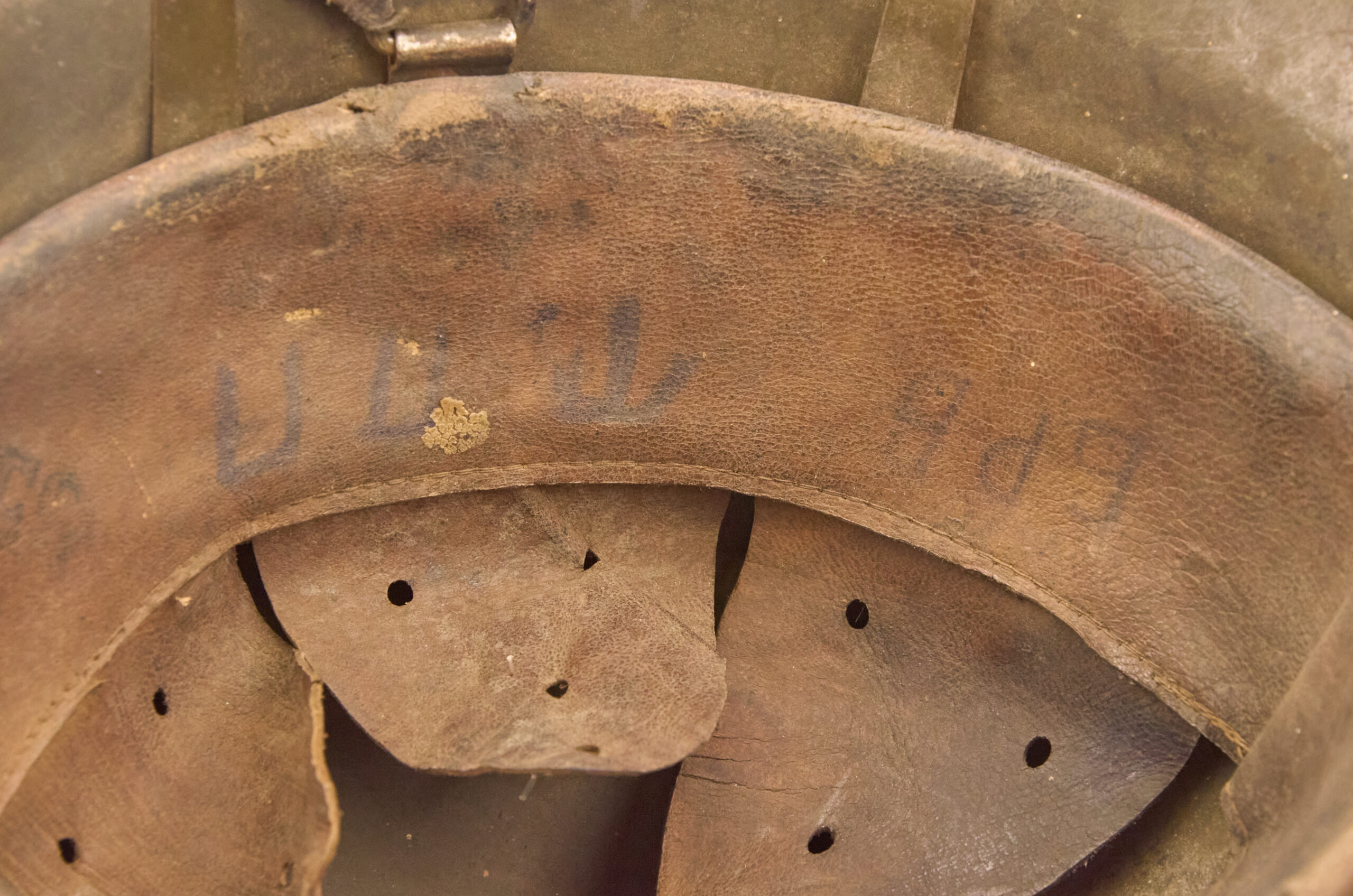 Original WWII Bulgarian M36C Steel Helmet – Original Finish and Liner - Image 12