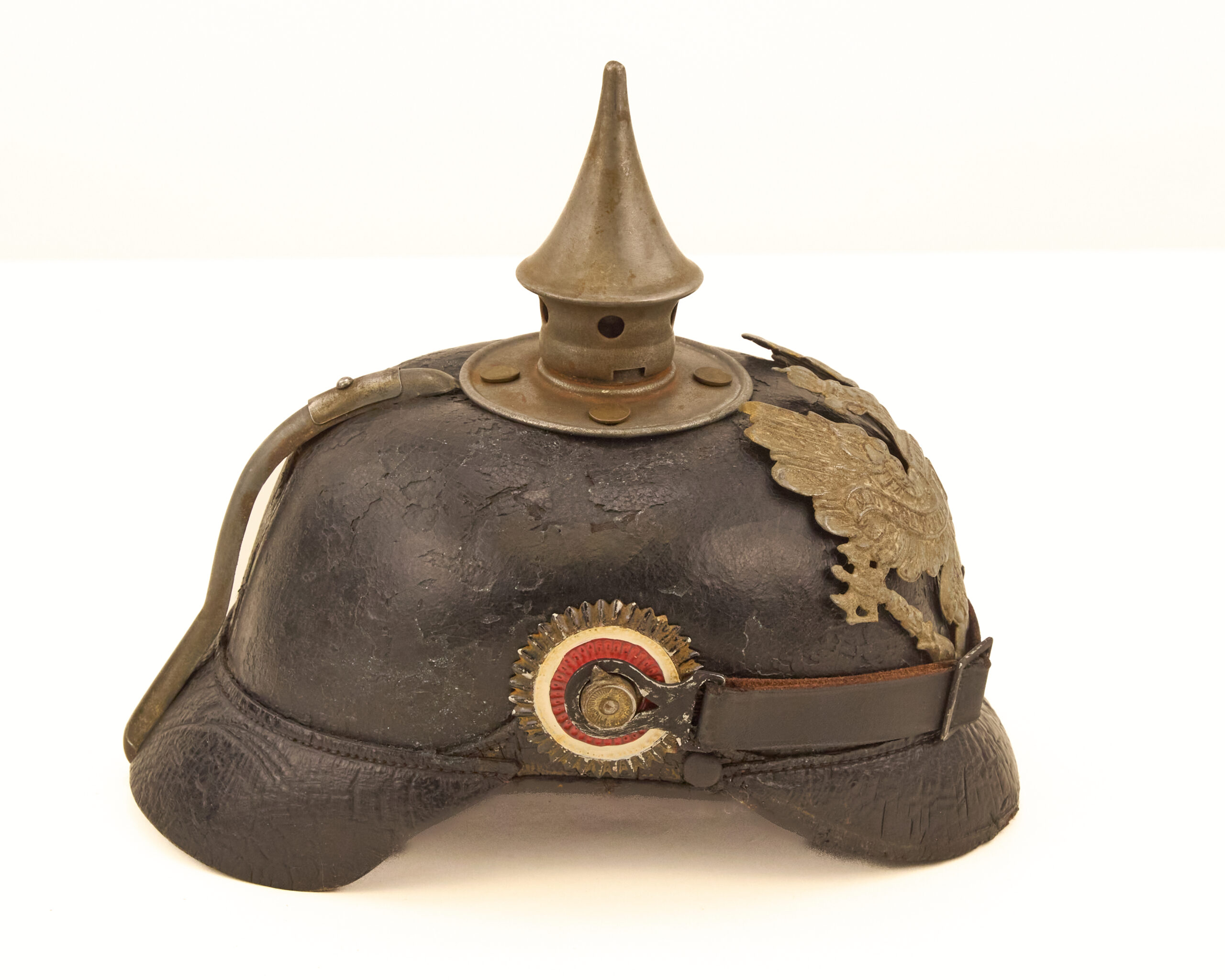Original Model 1915 pattern Imperial Prussian enlisted man’s Pickelhaube - Image 2