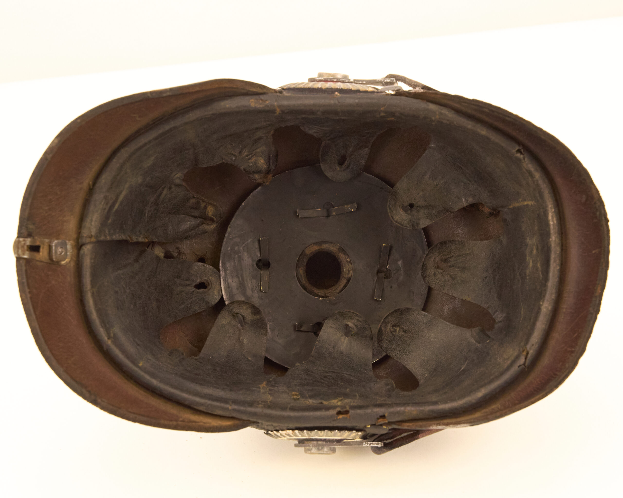 Original Model 1915 pattern Imperial Prussian enlisted man’s Pickelhaube - Image 9