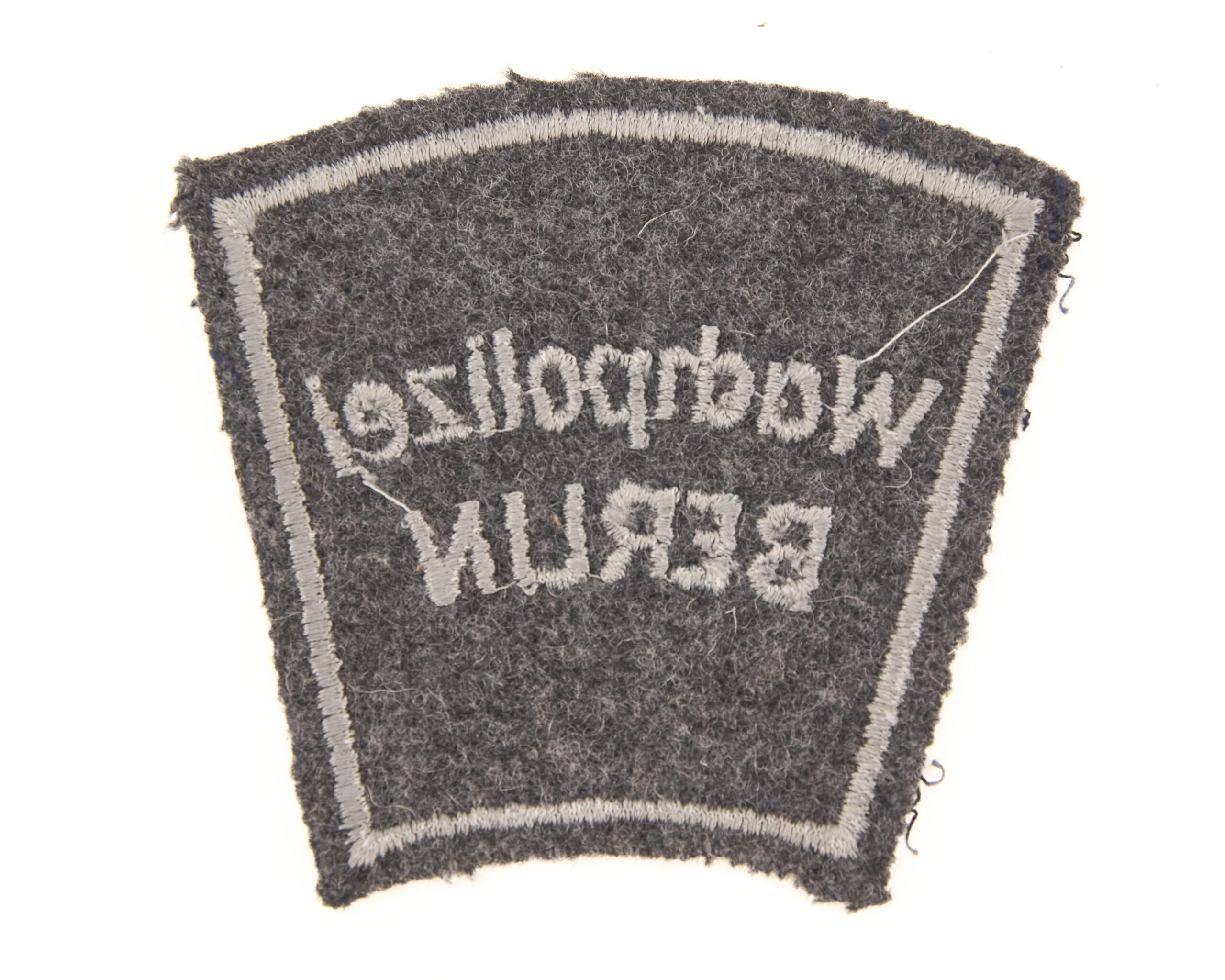 Original Wachpolizei Berlin Patch - Image 2