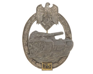 Rare German 25 engagement Panzer Assault Badge in silver (Panzerkampfabzeichen mit Einsatzzahl 25)