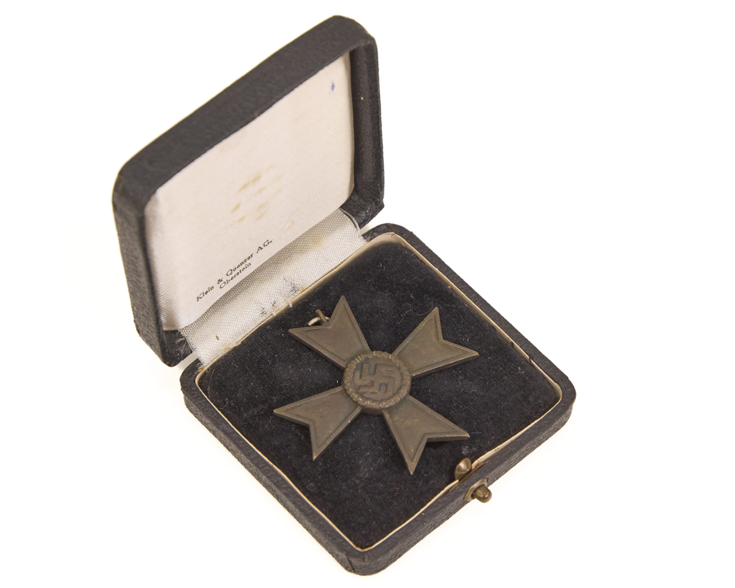 WWII Germany War Merit Cross, 1st Class without Swords, with Presentation Case (Kriegsverdienstkreuz 1. Klasse ohne Schwerter)