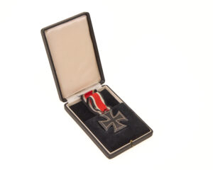 Iron Cross 2nd Class medal - Eisernes Kreuz II Klasse - With original Presentation case