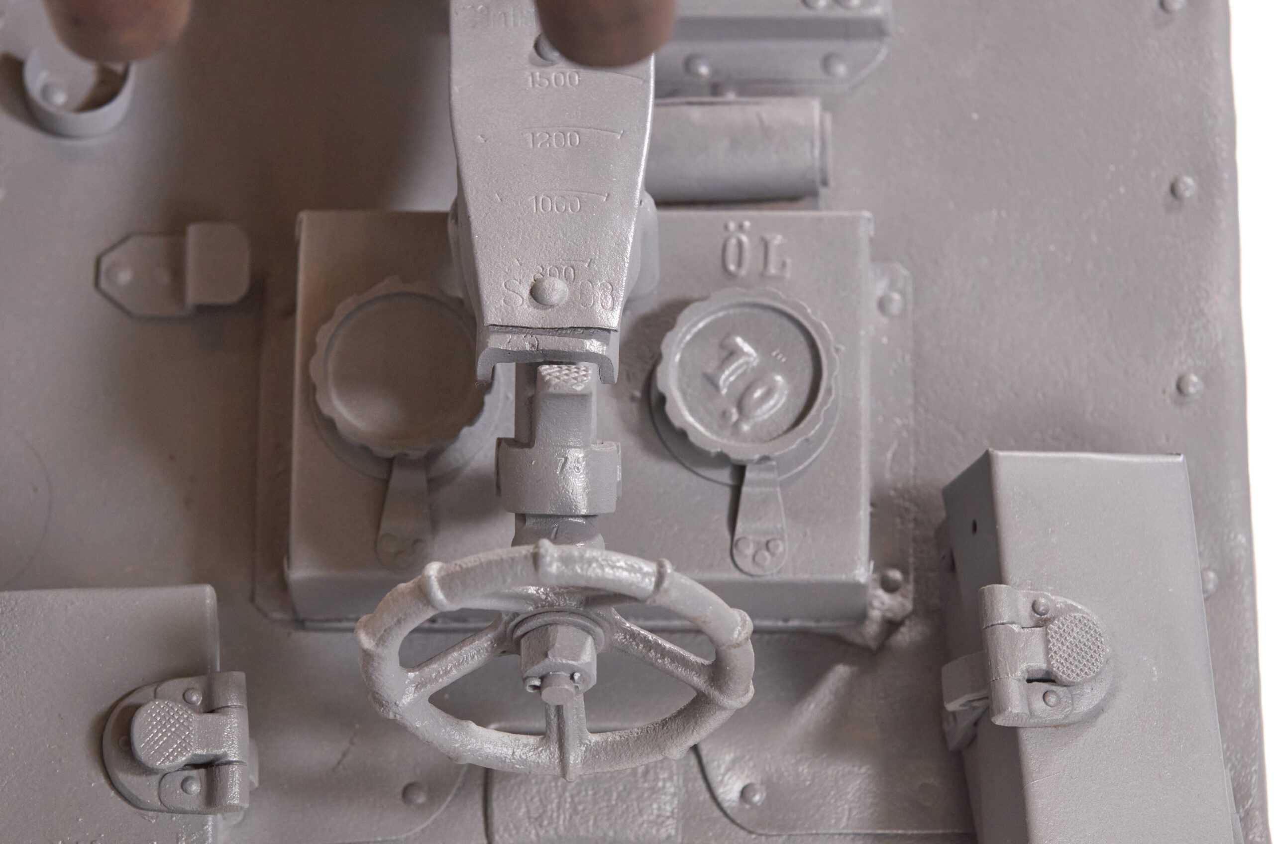 DWM MG 08 Display Machine Gun with Schlittenlafette 08 and Z.F.12 Optic - Image 21