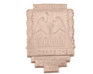 1937 Reichstreffen der Kinderreichen Frankfurt Badge