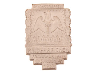 1937 Reichstreffen der Kinderreichen Frankfurt Badge