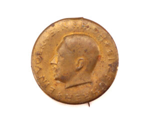 1933 Adolf Hitler Badge