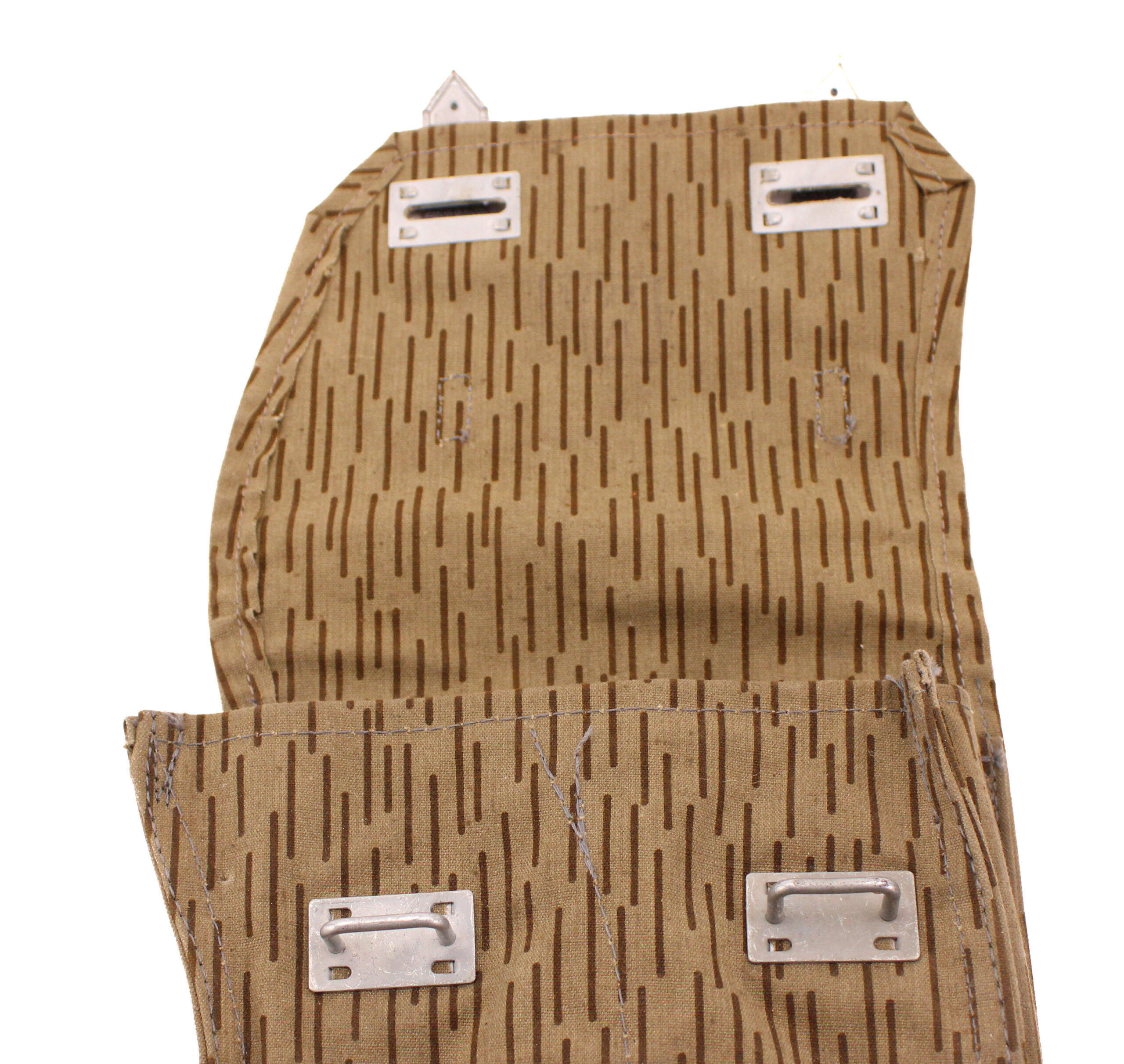 East German NVA Strichtarn AKM magazine pouch